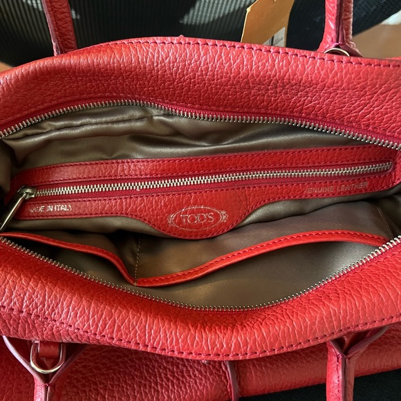 Tod’s D-Styling Bauletto Bag - Picture 4 of 10